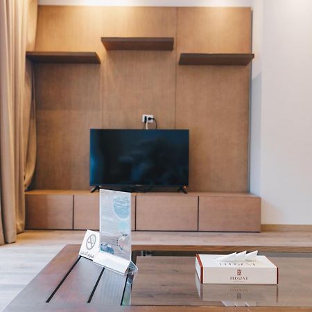 The Suites Near Auc By Elegant Kairo Bagian luar foto