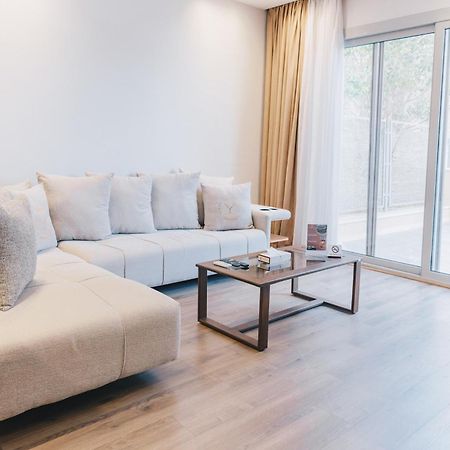 The Suites Near Auc By Elegant Kairo Bagian luar foto