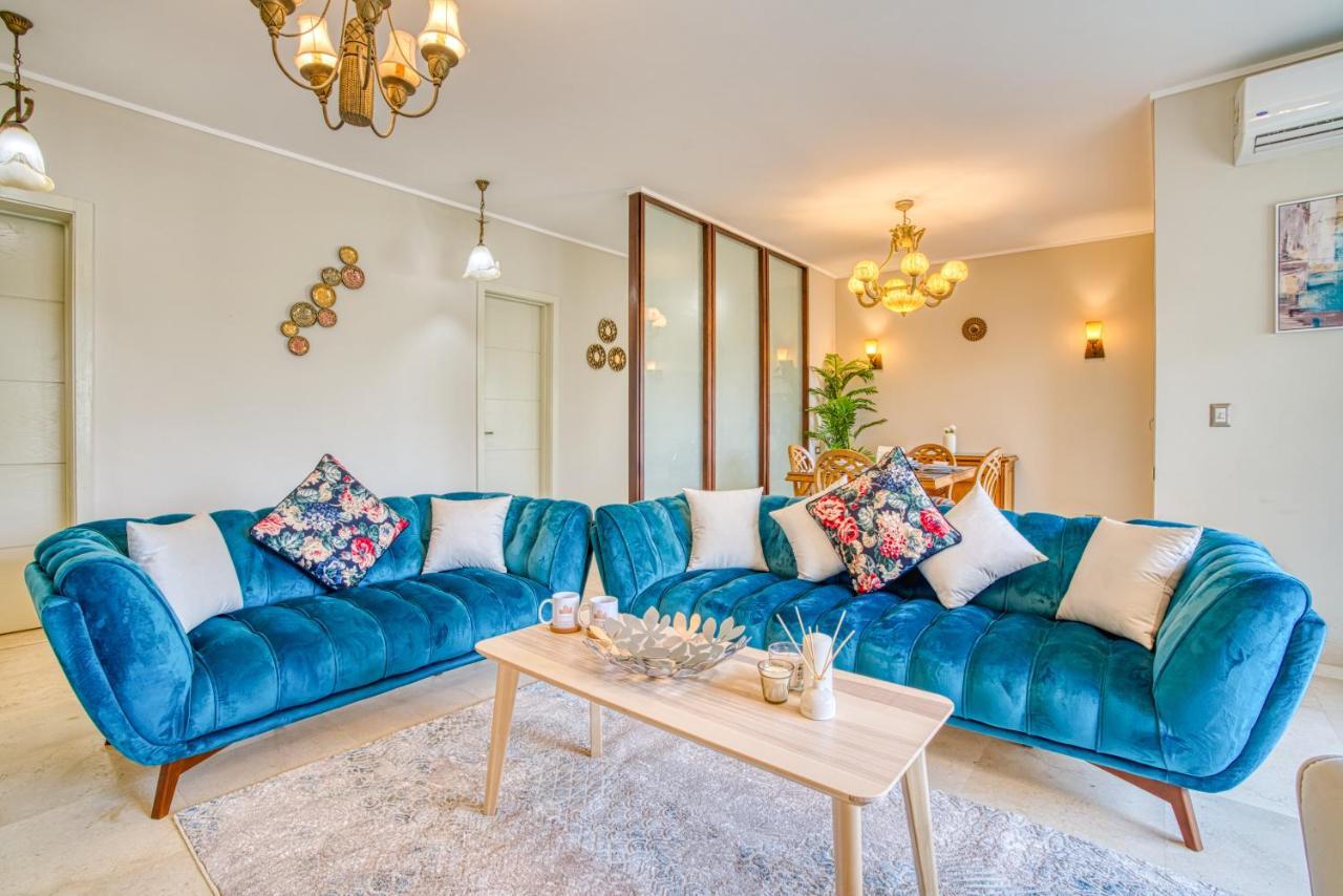 The Suites Near Auc By Elegant Kairo Bagian luar foto