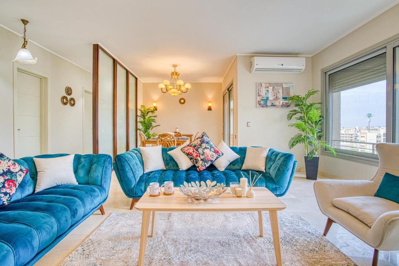 The Suites Near Auc By Elegant Kairo Bagian luar foto